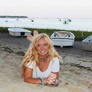 Meet your Posher, Casey